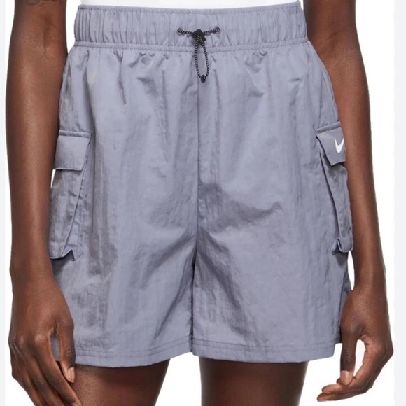 NWOT Nike Essential Woven High Rise Shorts Women’s Medium Indigo Haze Oversized - Picture 1 of 5